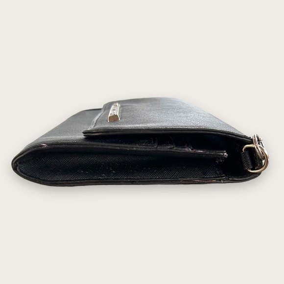 Betsey Johnson Crossbody Bag On Chain Black Clutch Pcckets Card Holders Logo - Picture 6 of 12